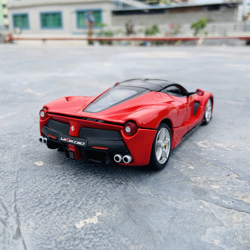 LA Ferrari Collection Manufacturer Authorized Simulation Alloy Car Model